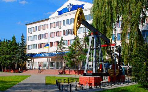 Івано-Франківський національний технічний університет нафти і газу